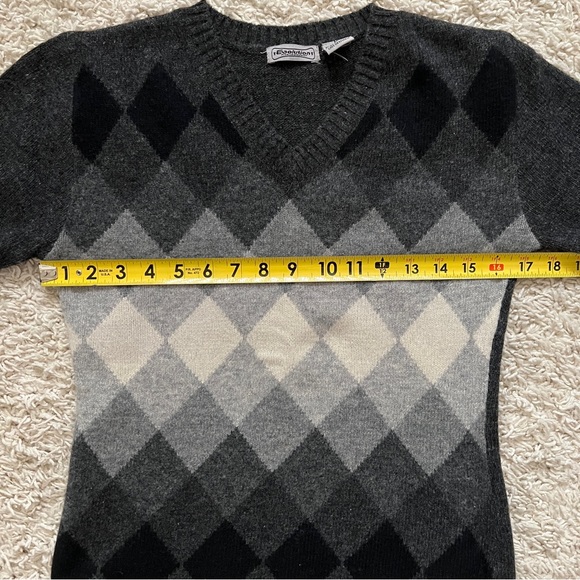 Vintage Evolution Wool V Neck Argyle Sweater - Picture 11 of 13
